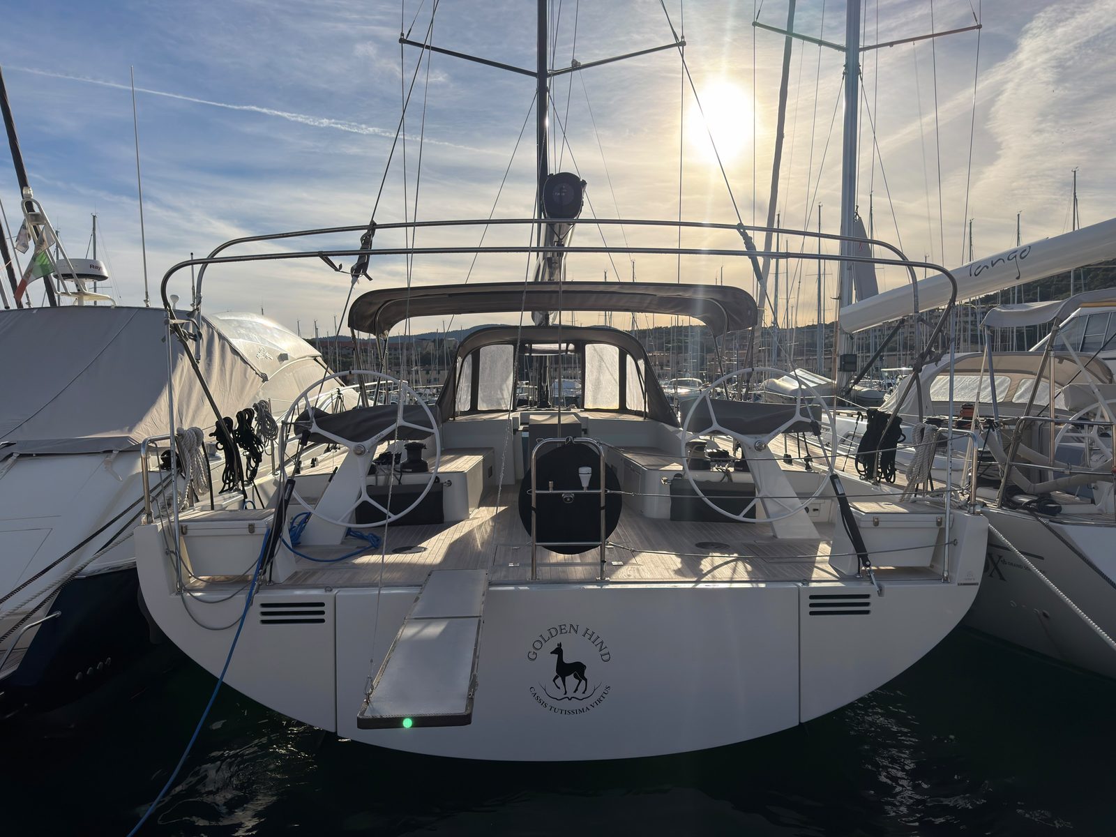 Spiegel en achterschip van de Solaris 50 Golden Hind