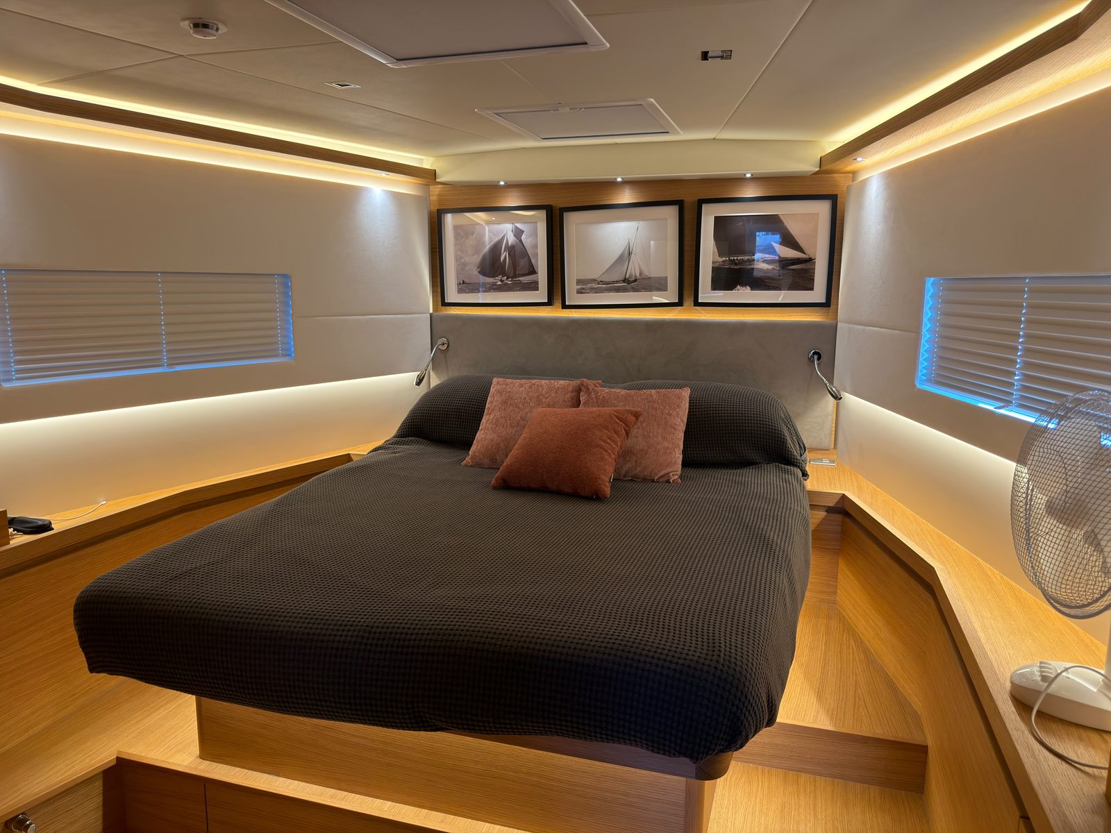 Eigenaarshut van de Solaris 50 Golden Hind